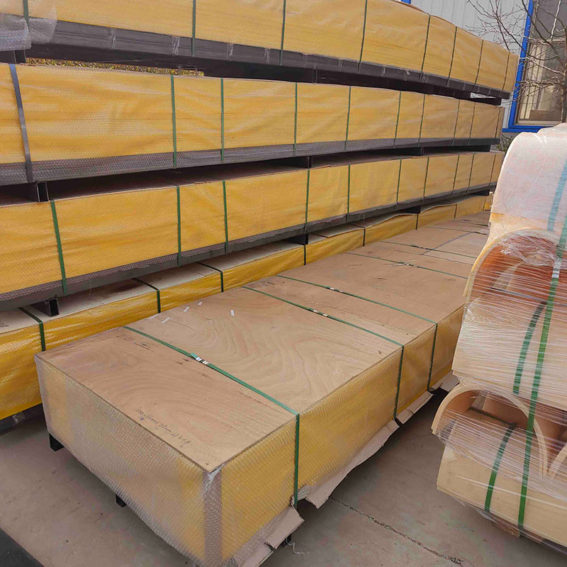 UHMWPE İskele Çamurluk Paneli