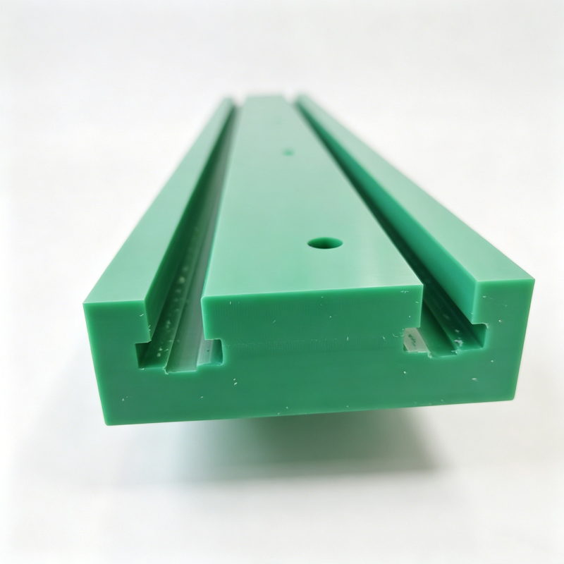 UHMWPE Zincir Kılavuzu