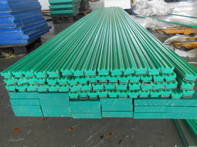 UHMWPE zincir kılavuzları