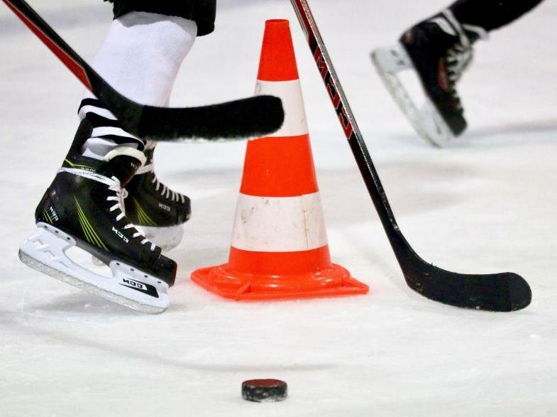 HDPE Buz Hokeyi Antrenmanı Düz Atış Pedi HDPE Ice Hockey Practice Flat Shooting Pad